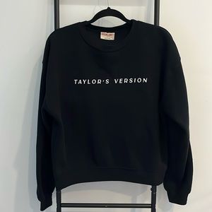 Taylor Swift Black Crewneck Sweatshirt with "Taylor's Version" Text